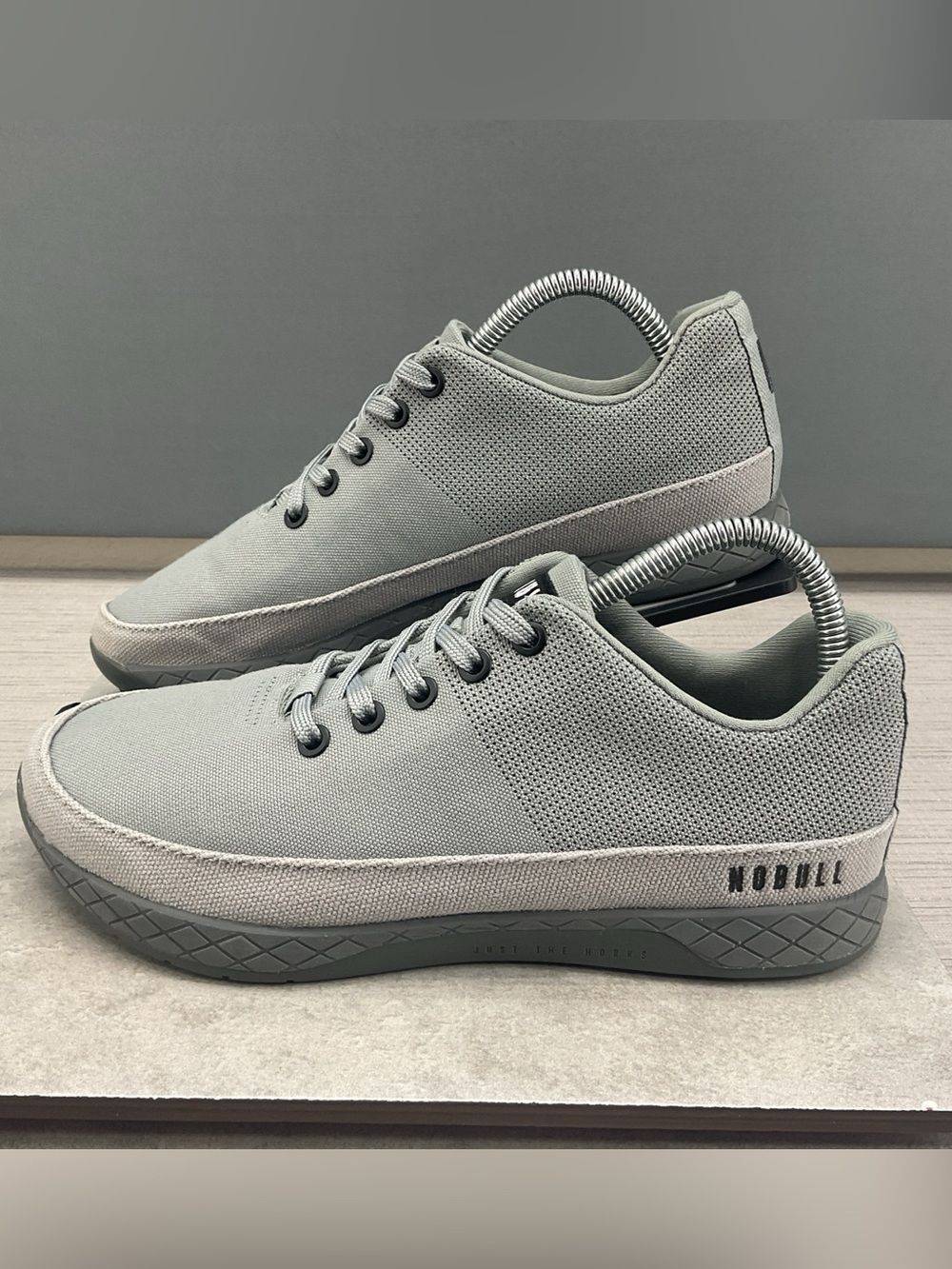 NOBULL Canvas Trainer Men’s 7 Women’s 8.5 Gray/Glacier Gray Shoes
